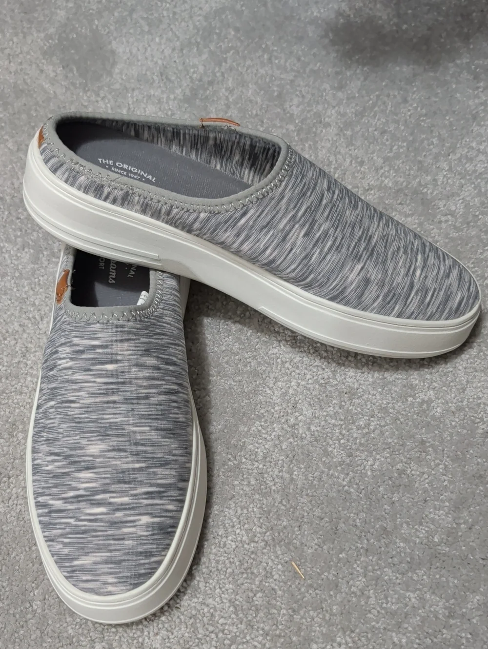 dearfoams Gray Knit Slip-On Loafers with White Sole